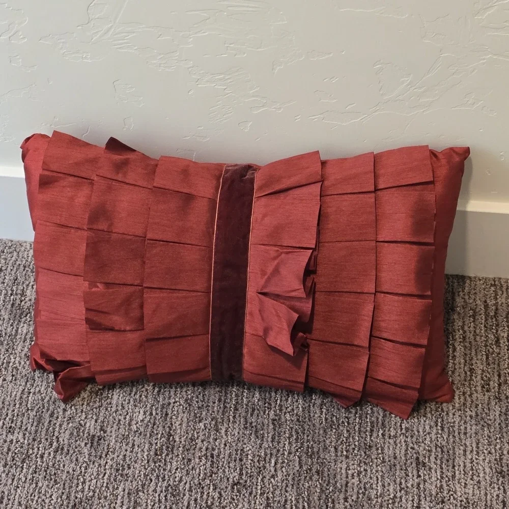 Rectangle Pleated Ruffle Throw Pillow Unknown Maker‎